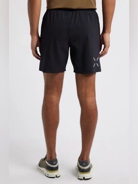 Ten Thousands Black Interval Unlined 7-Inch Training Shorts Size: Large